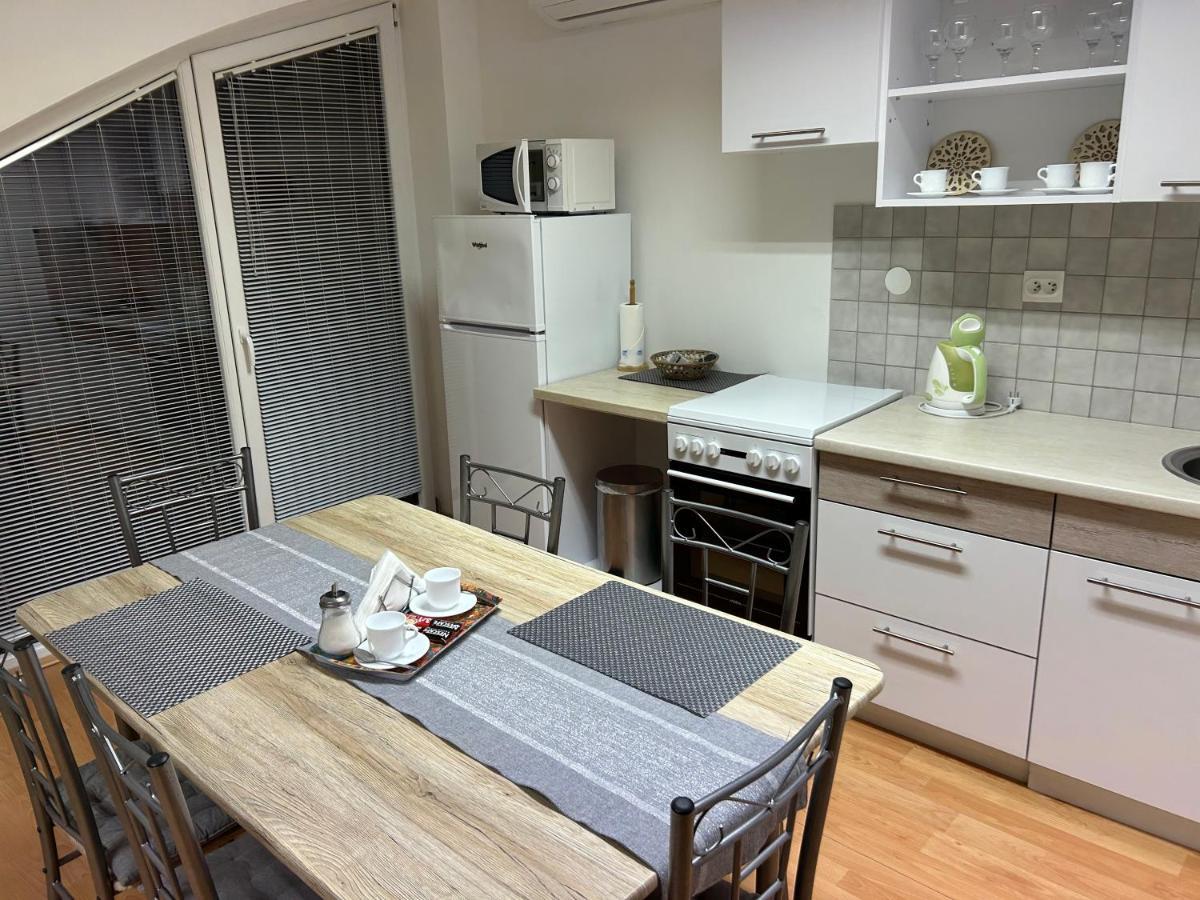 Konde Apartments A Dunajská Streda Εξωτερικό φωτογραφία