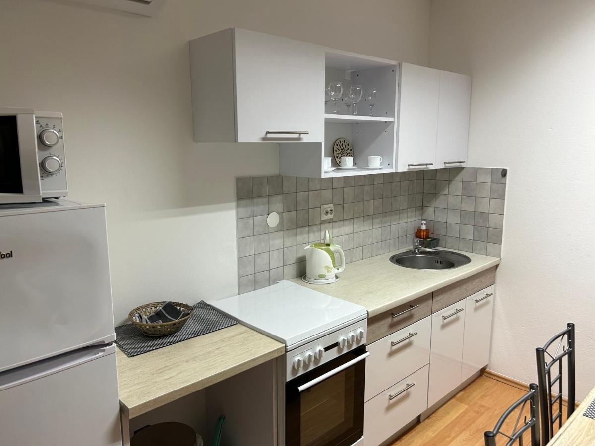 Konde Apartments A Dunajská Streda Εξωτερικό φωτογραφία