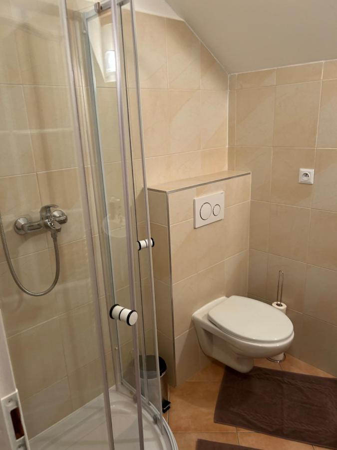 Konde Apartments A Dunajská Streda Εξωτερικό φωτογραφία