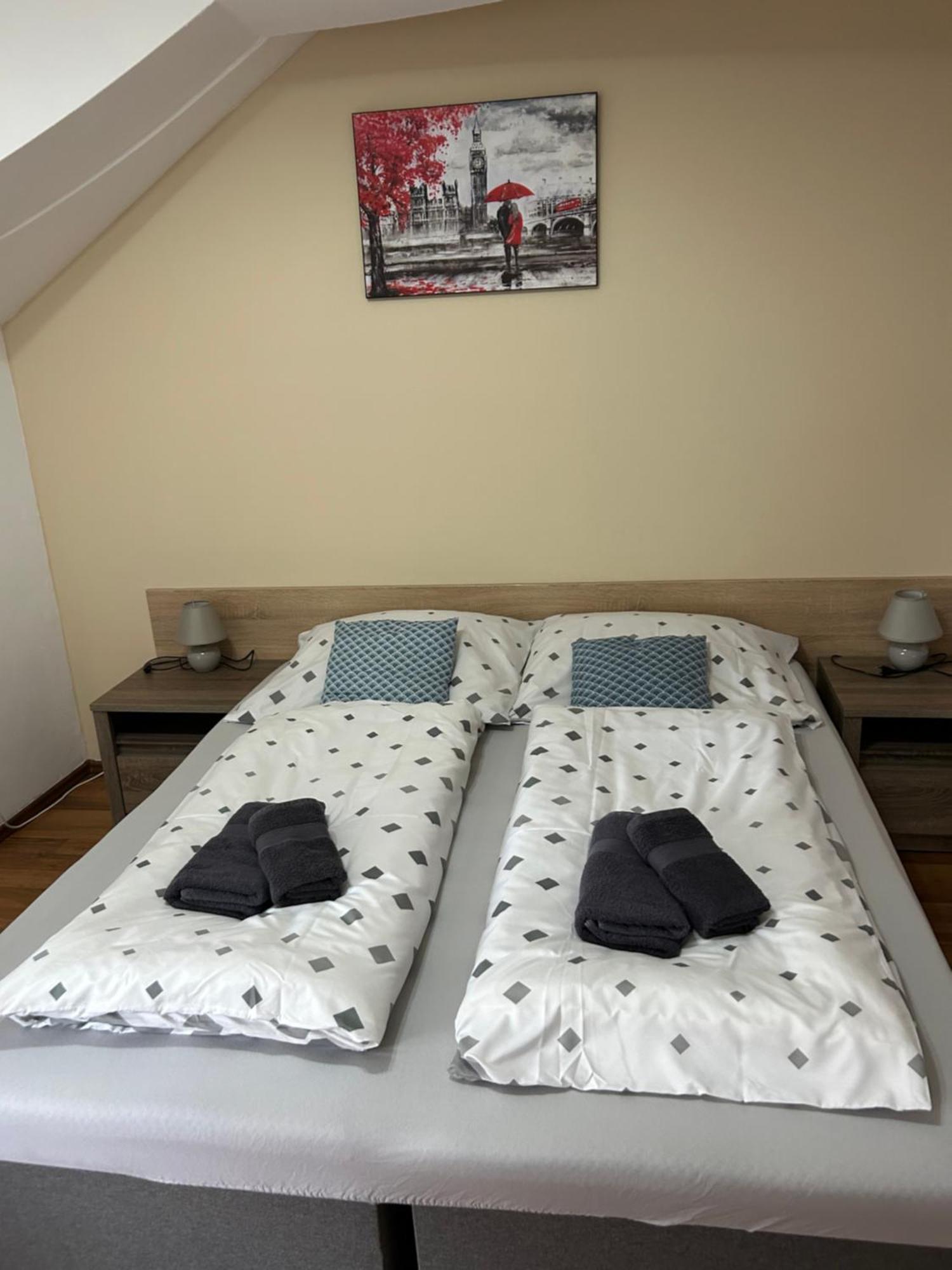 Konde Apartments A Dunajská Streda Εξωτερικό φωτογραφία